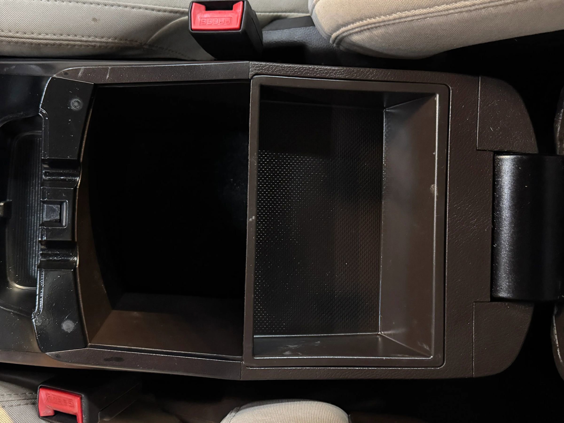 Used 2017 Hyundai Santa Fe Sport image 17