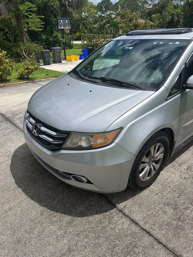 Used 2015 Honda Odyssey EX-L image 2