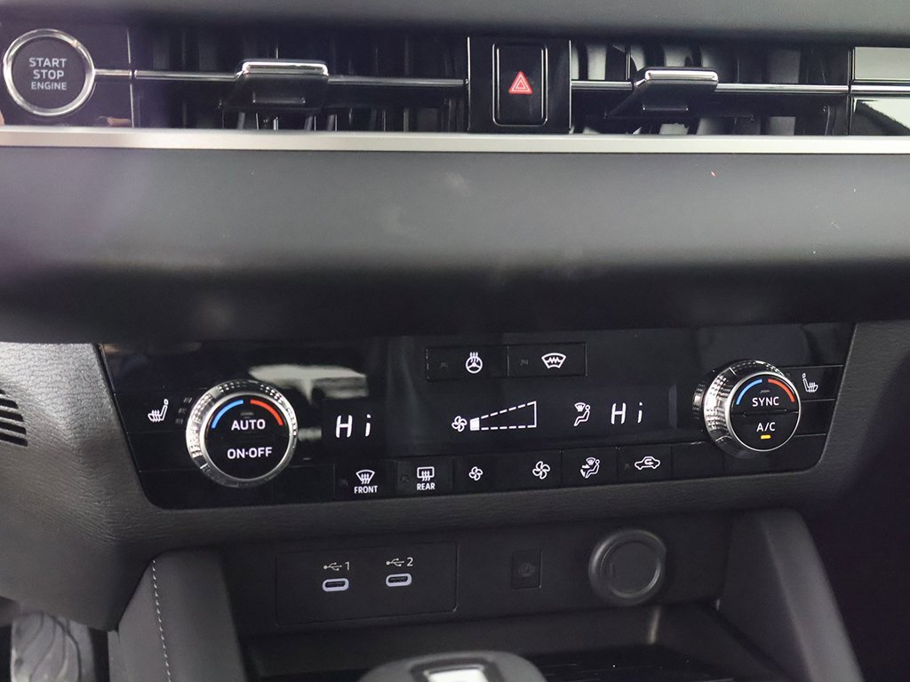 New 2026 Mitsubishi Outlander SE image 43