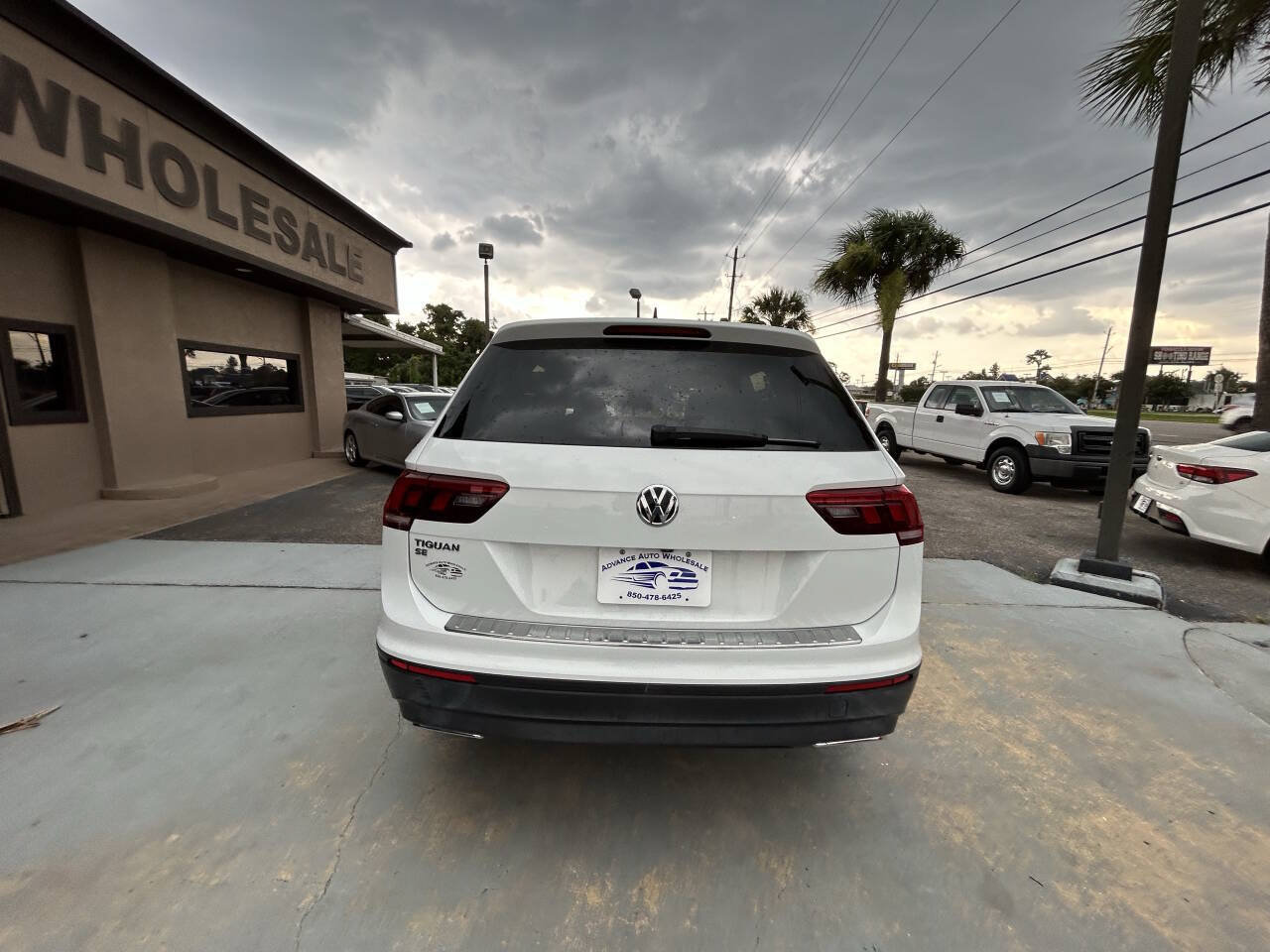 Used 2019 Volkswagen Tiguan SE FWD image 7