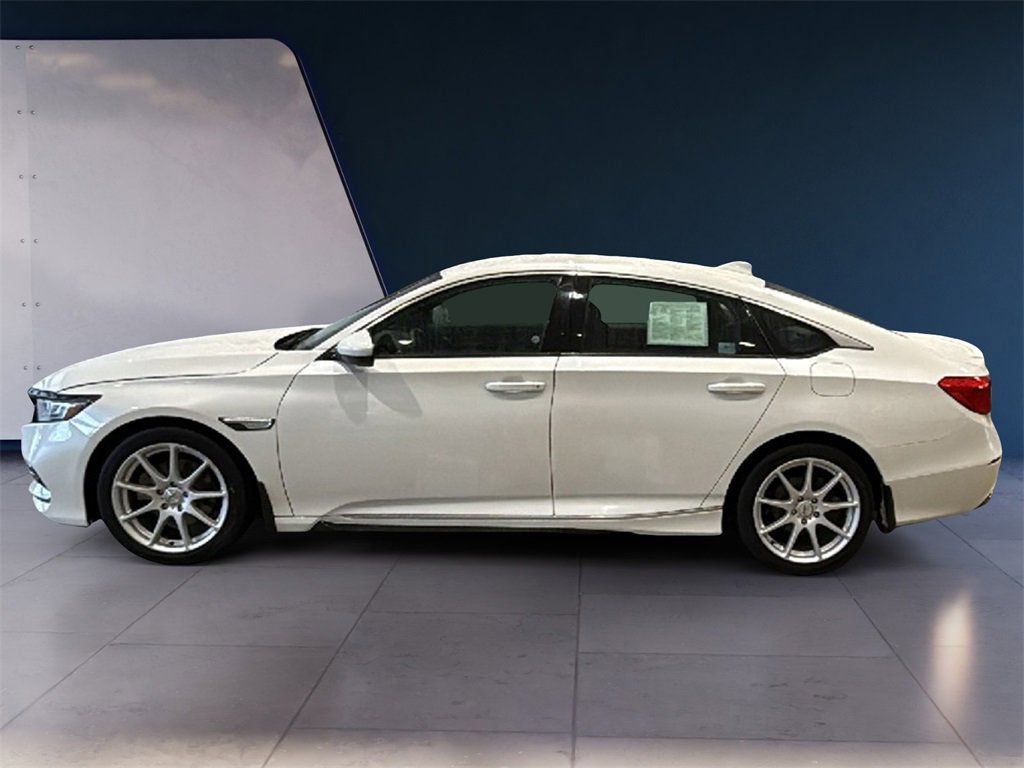 Used 2018 Honda Accord Sport image 4