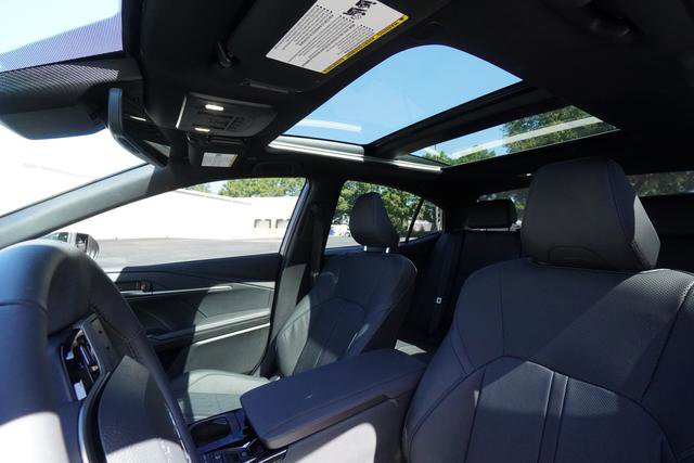 Used 2025 Toyota Camry XSE FWD image 23