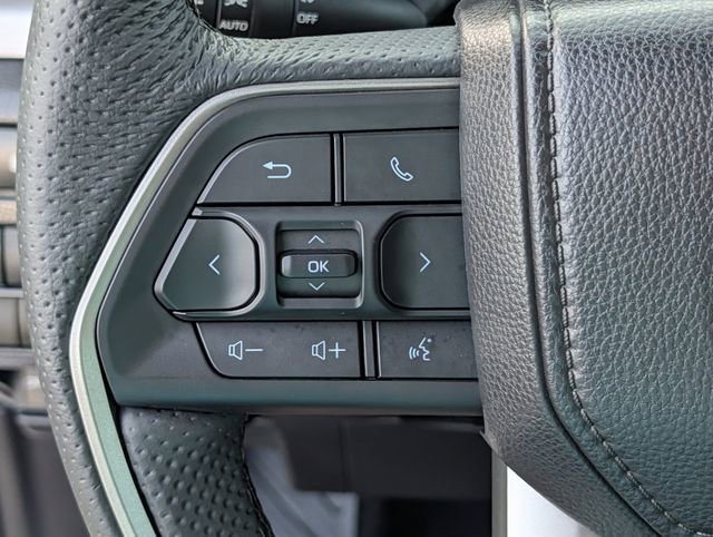 Used 2025 Toyota Tacoma TRD Off-Road AWD/4WD image 23