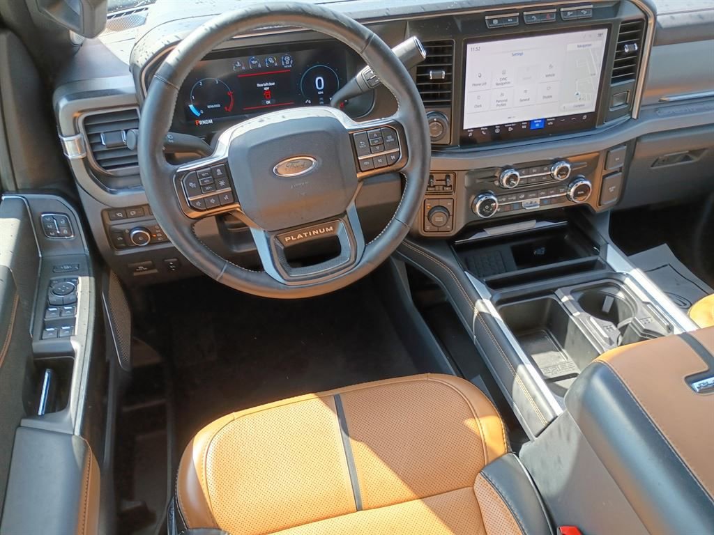 Used 2024 Ford F250 Platinum image 6