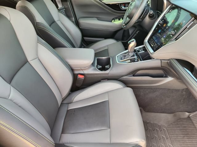 Certified 2025 Subaru Outback Onyx Edition XT AWD/4WD image 14