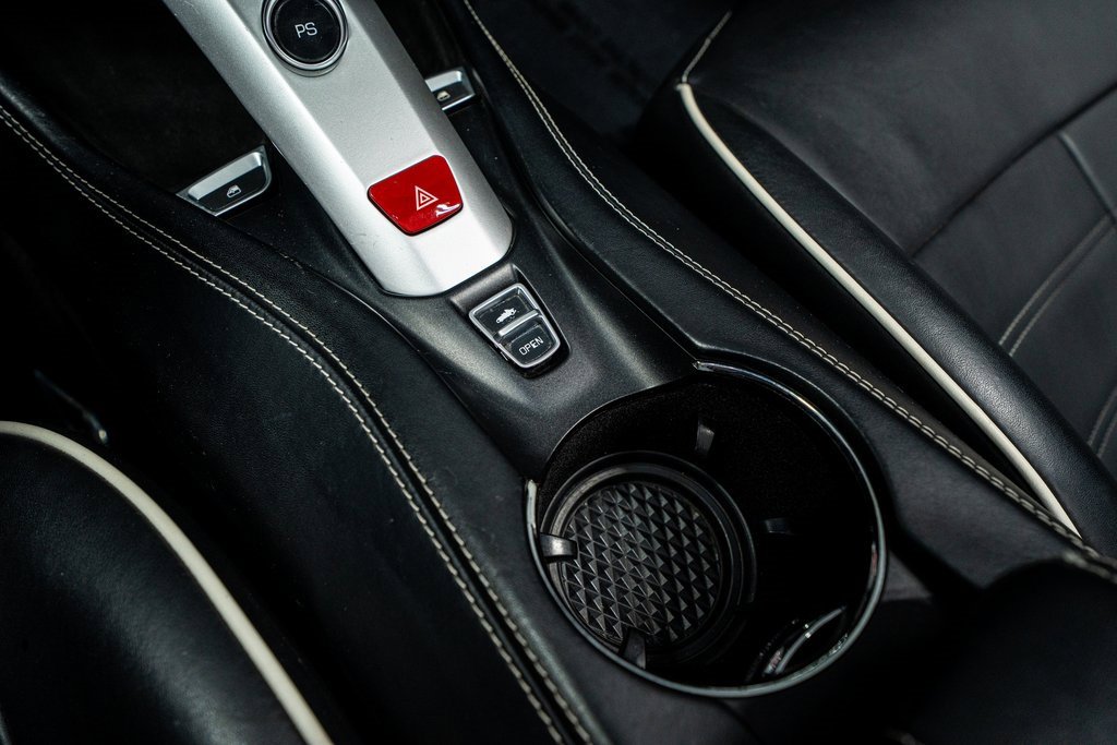 Used 2016 Ferrari California T image 54