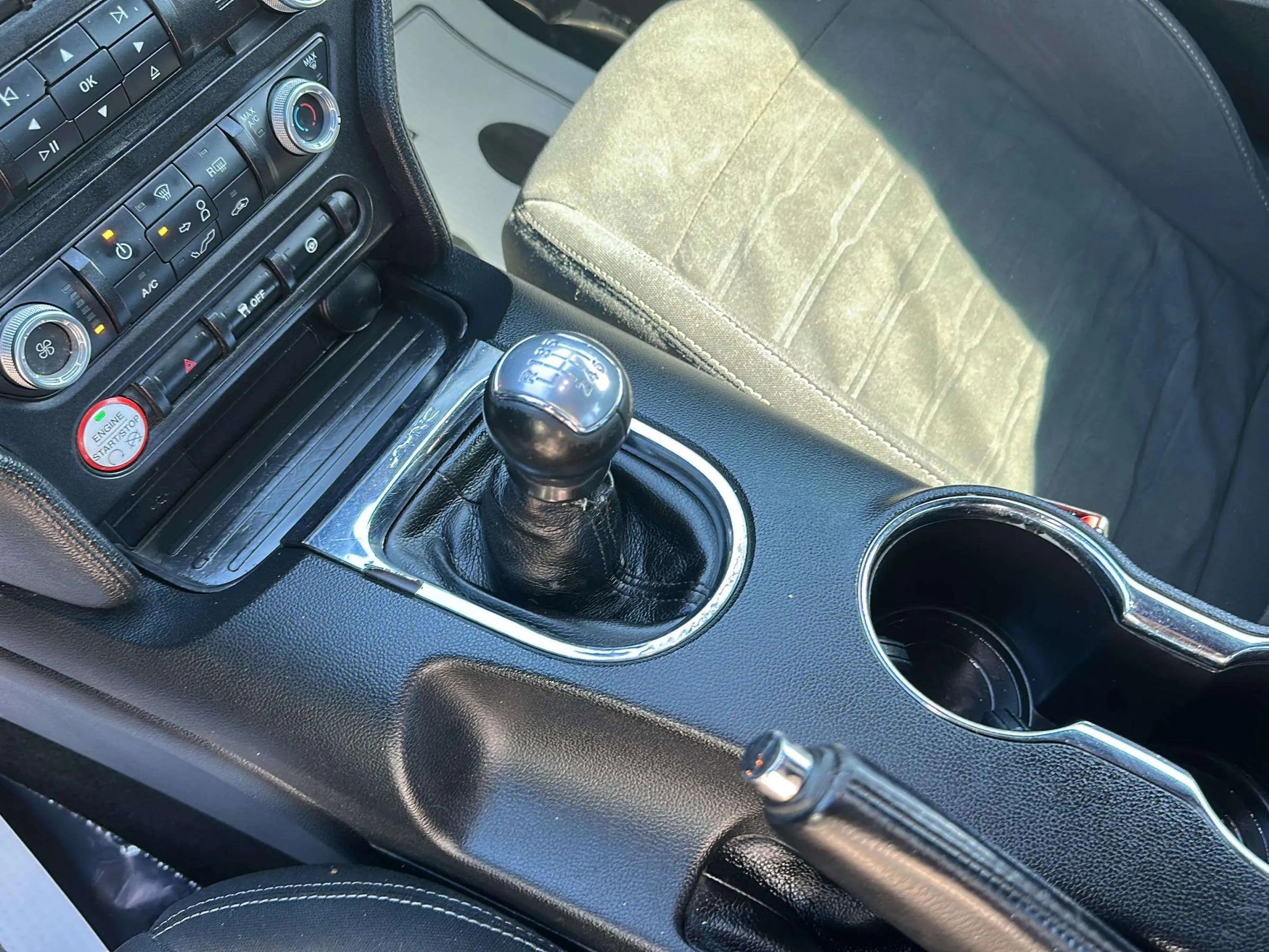 Used 2016 Ford Mustang GT image 28