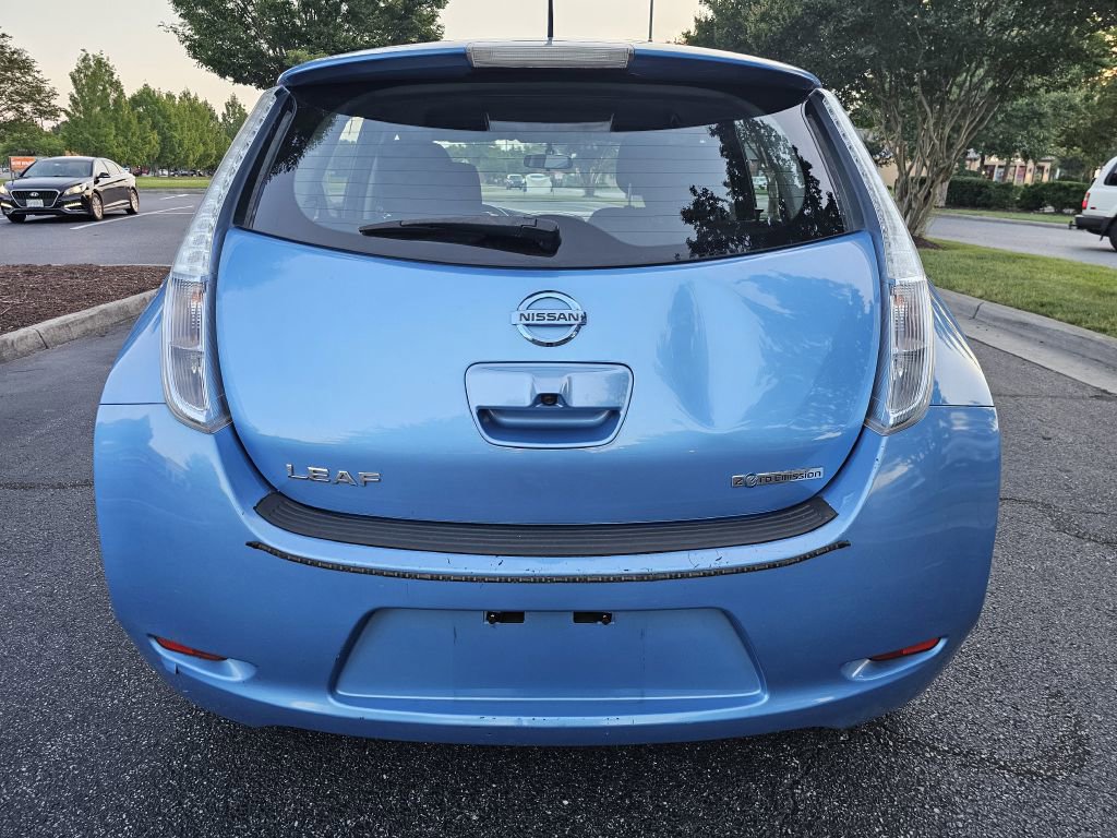 Used 2013 Nissan Leaf S w/ Charger Pkg FWD image 6