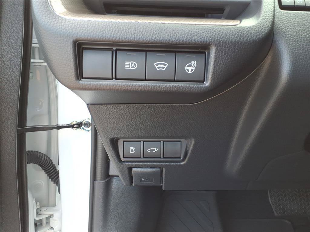 New 2027 Toyota Prius Limited w/ Limited Premium Package AWD/4WD image 13