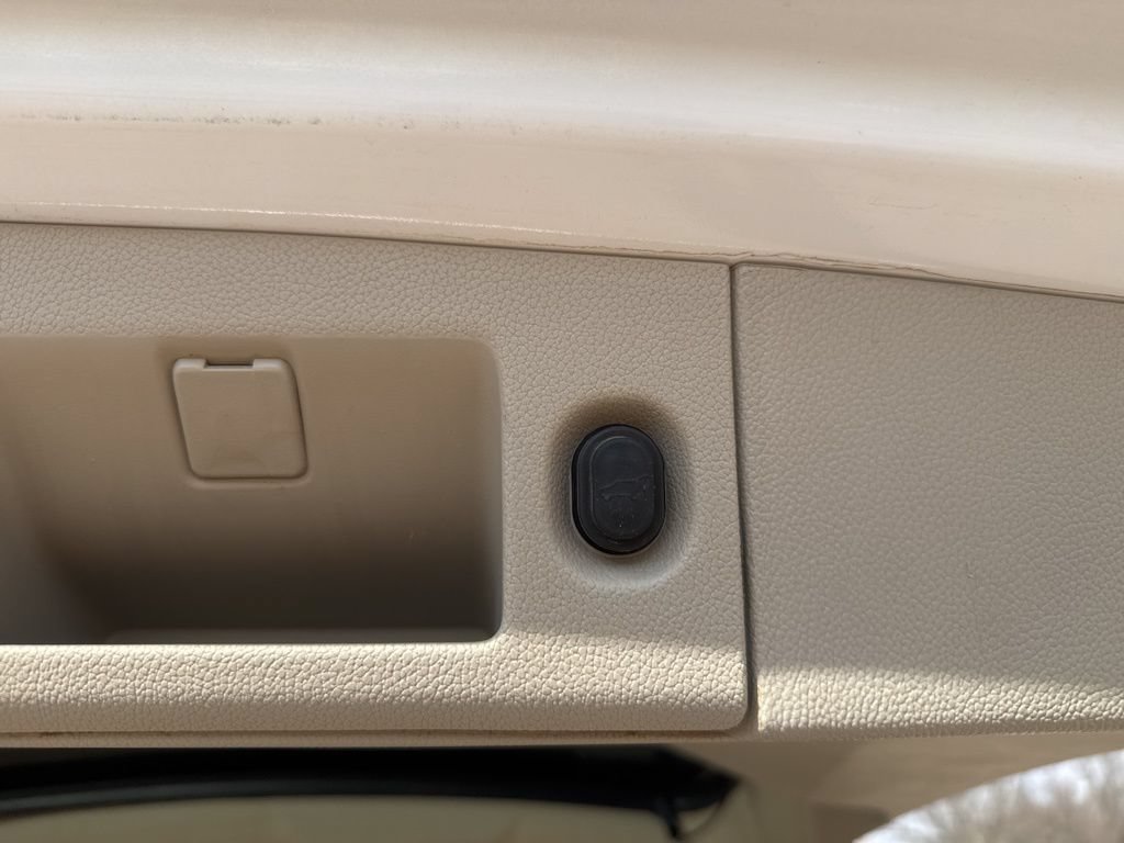 Used 2020 GMC Yukon Denali AWD/4WD image 10