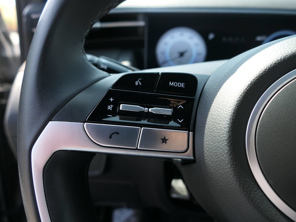 Certified 2024 Hyundai Tucson XRT FWD image 15