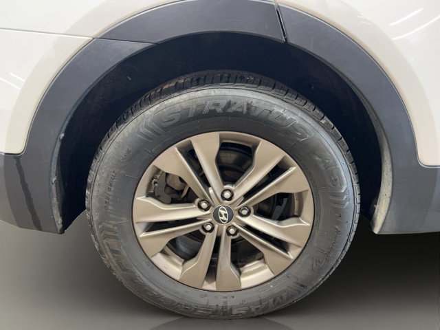 Used 2013 Hyundai Santa Fe Sport AWD/4WD image 32