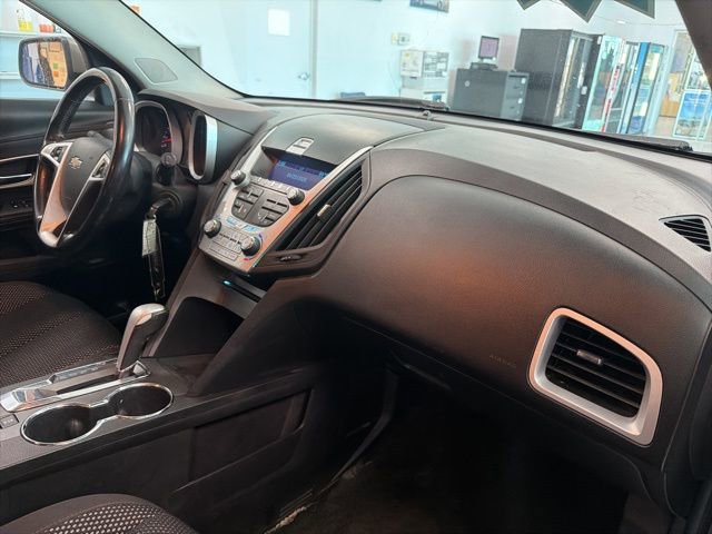 Used 2011 Chevrolet Equinox LT image 27