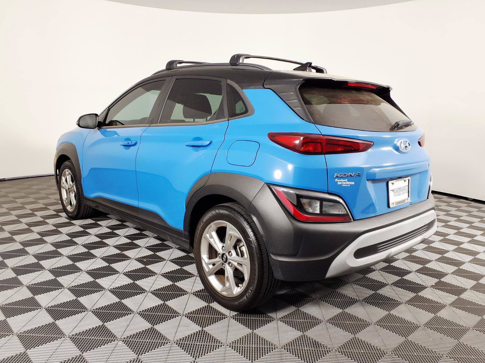 Used 2022 Hyundai Kona SEL FWD image 6