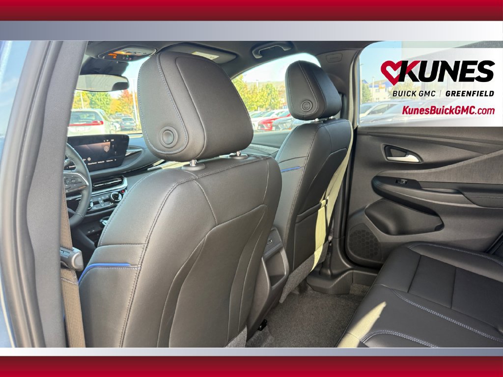 New 2026 Buick Envista Sport Touring w/ Convenience I Package FWD image 33