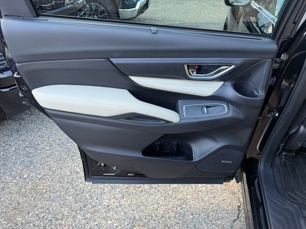 Used 2022 Subaru Ascent Limited w/ Technology Package image 15