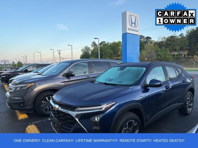 Used 2024 Chevrolet Trax LT w/ Sunroof Package