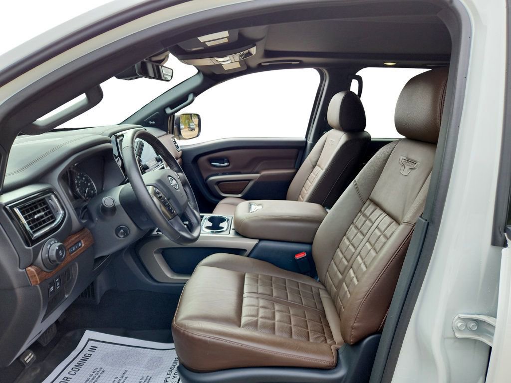 Used 2024 Nissan Titan Platinum Reserve w/ Moonroof Package image 20