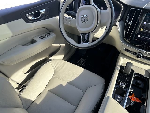 Used 2025 Volvo XC60 T8 Plus w/ Protection Package Premier image 22