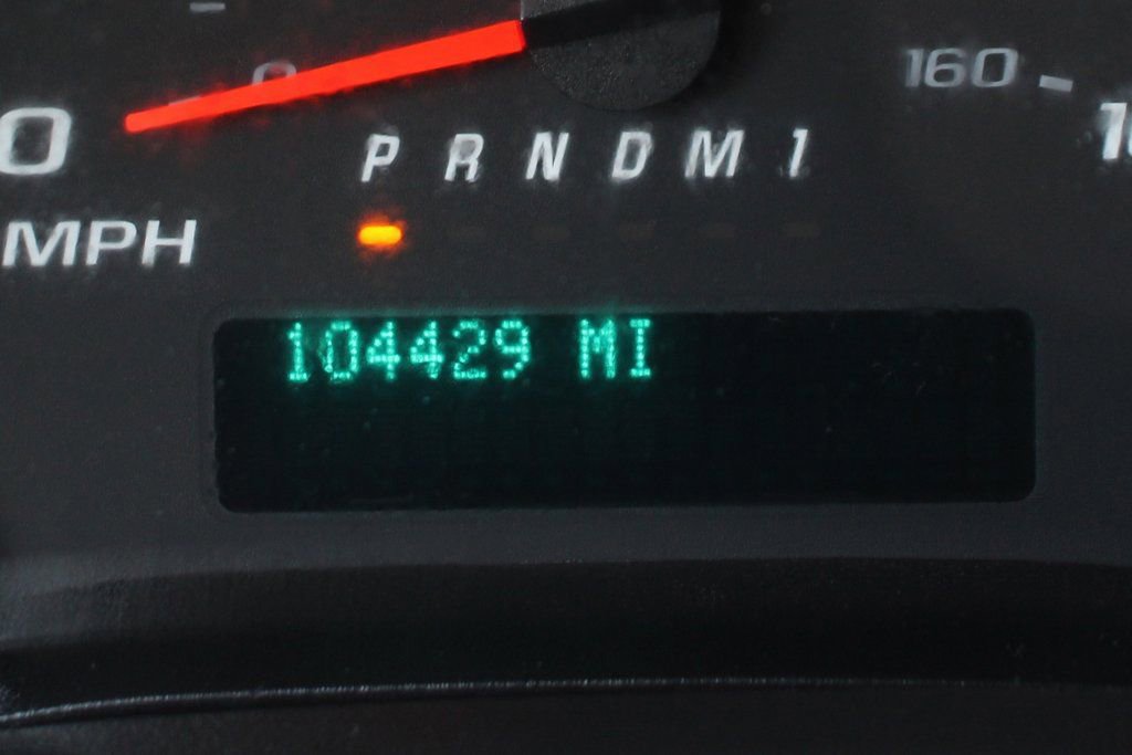 Used 2014 Chevrolet Express 2500 image 25