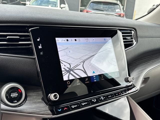 Used 2024 Jeep Wagoneer L Series II w/ Flexible Seating Group image 22