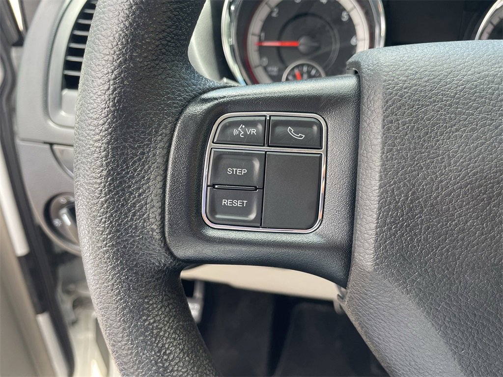 Certified 2020 Dodge Grand Caravan SE w/ UConnect Hands-Free Group image 15