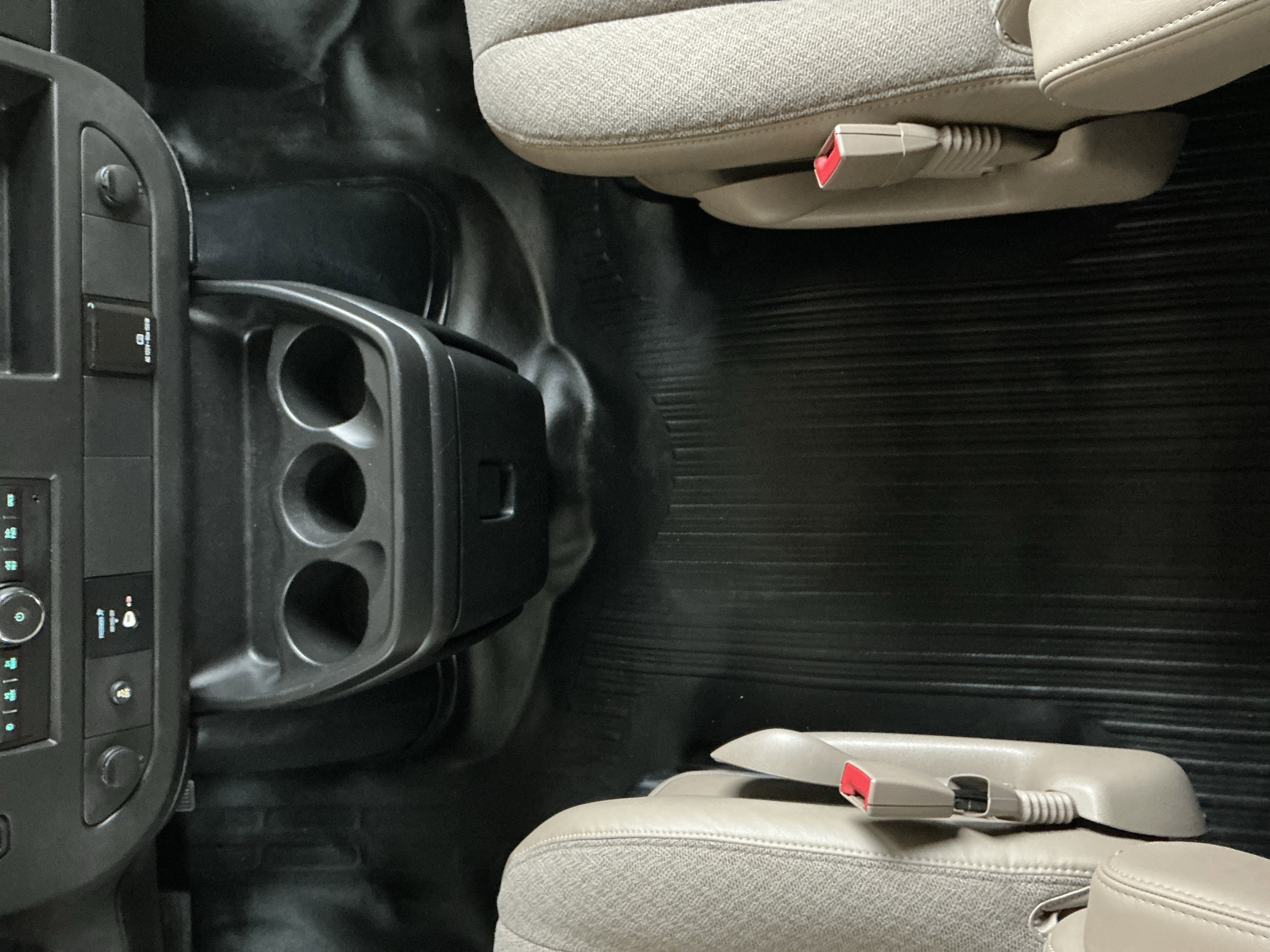 Used 2017 Chevrolet Express 2500 image 11