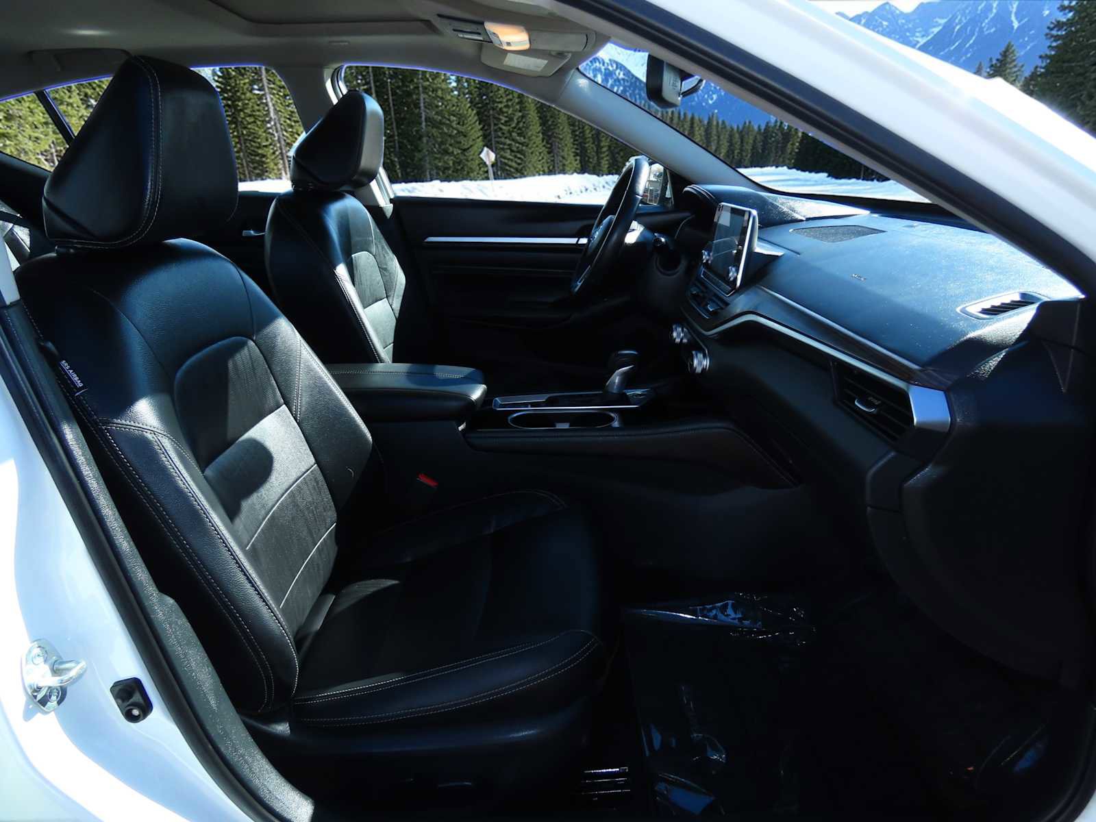 Used 2020 Nissan Altima 2.0 Platinum image 21