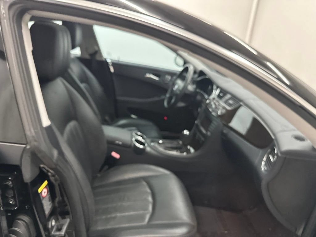 Used 2007 Mercedes-Benz CLS 550 image 25
