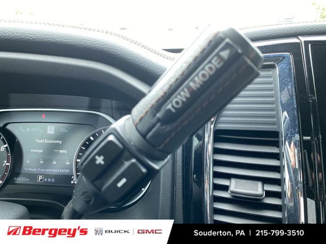 Used 2021 Nissan Titan Platinum Reserve w/ Moonroof Package AWD/4WD image 18