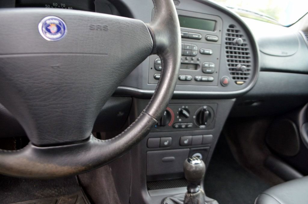 Used 1997 Saab 900 S FWD image 27