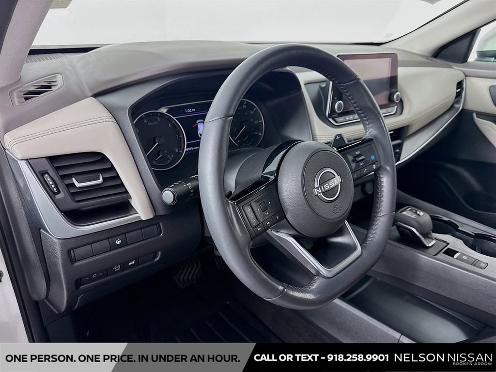 Certified 2023 Nissan Rogue SV w/ SV Premium B Package AWD/4WD image 9