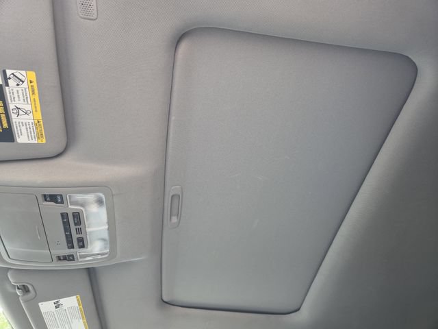 Used 2019 Toyota Highlander Limited AWD/4WD image 22
