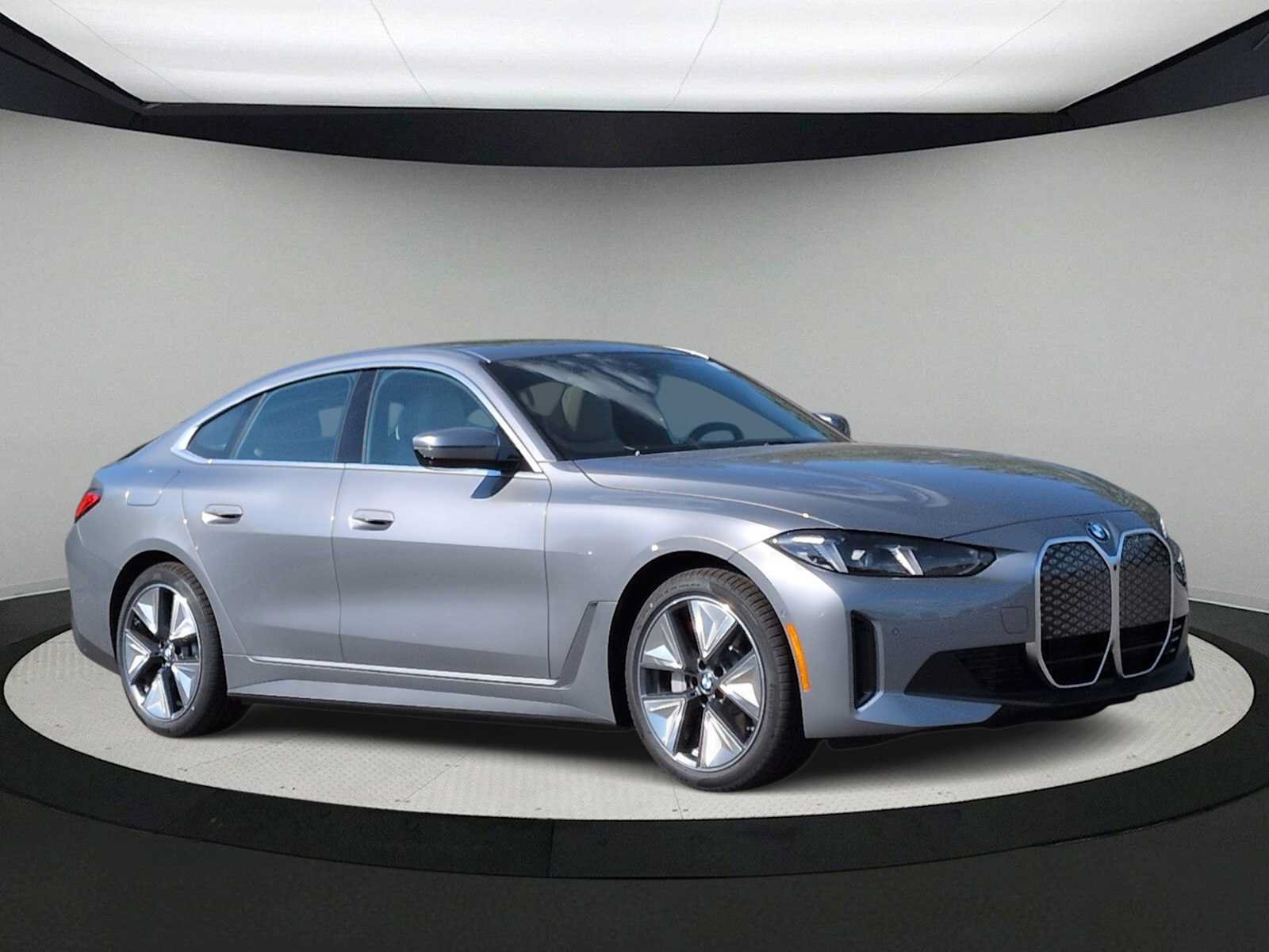 New 2026 BMW i4 xDrive40i w/ Premium Package AWD/4WD image 2