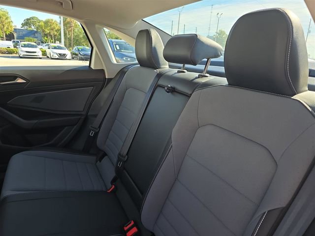 New 2025 Volkswagen Jetta SE image 13