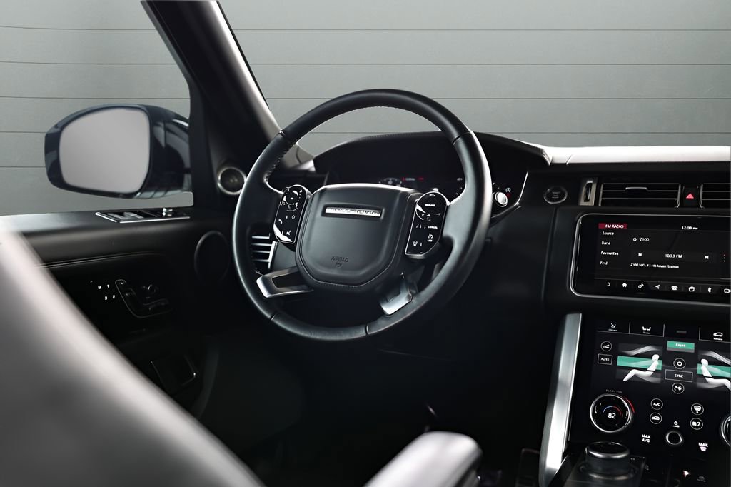 Used 2022 Land Rover Range Rover P525 Westminster Edition image 38