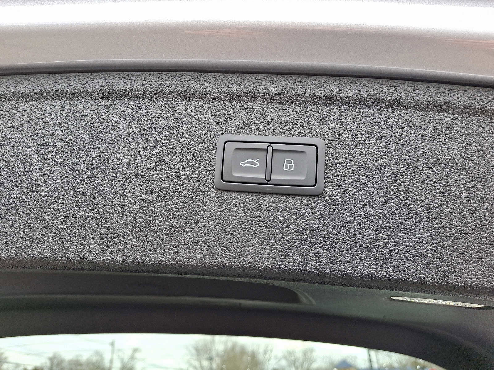 Used 2024 Audi Q5 2.0T Premium image 29