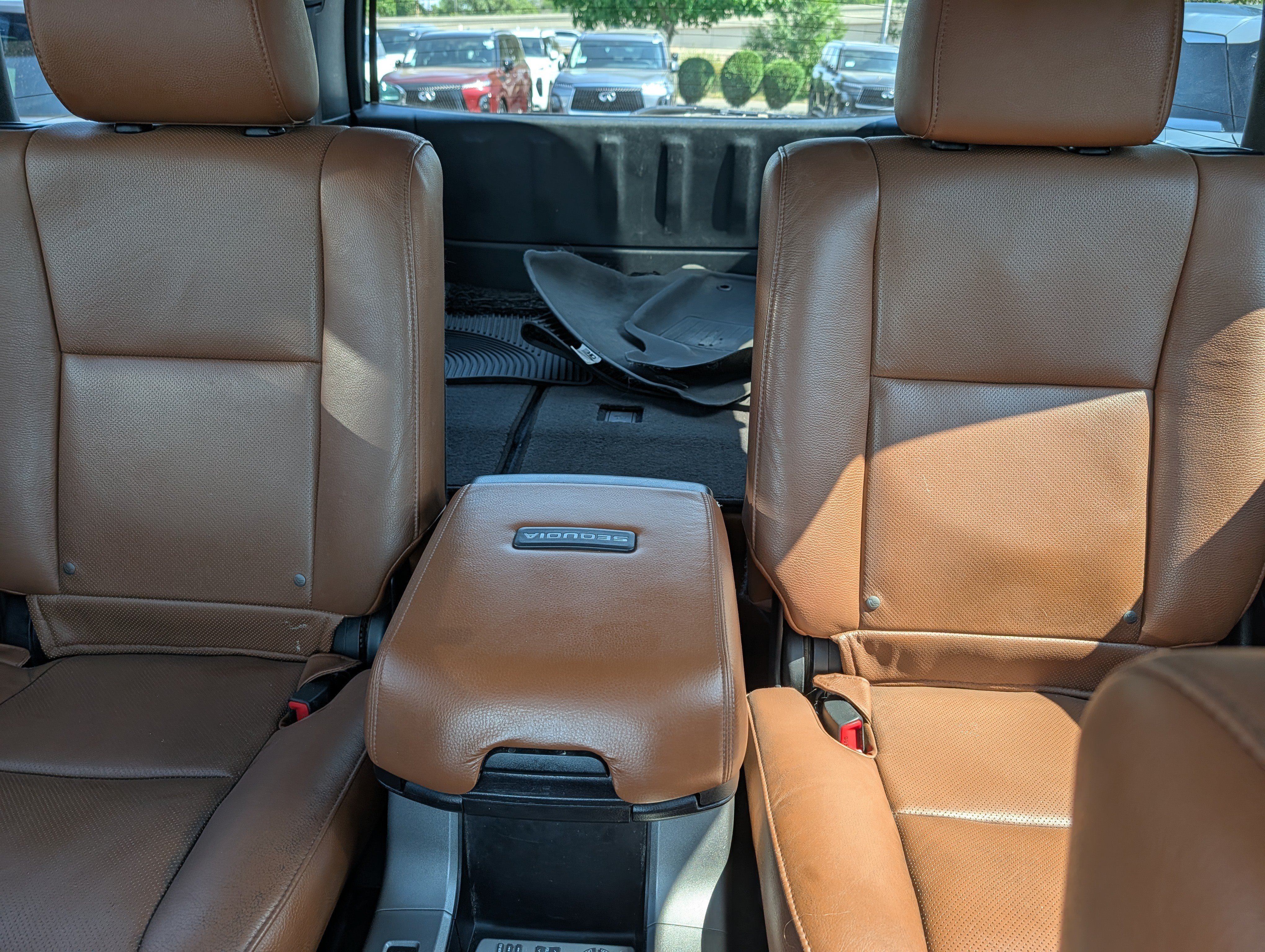 Used 2016 Toyota Sequoia Platinum AWD/4WD image 13
