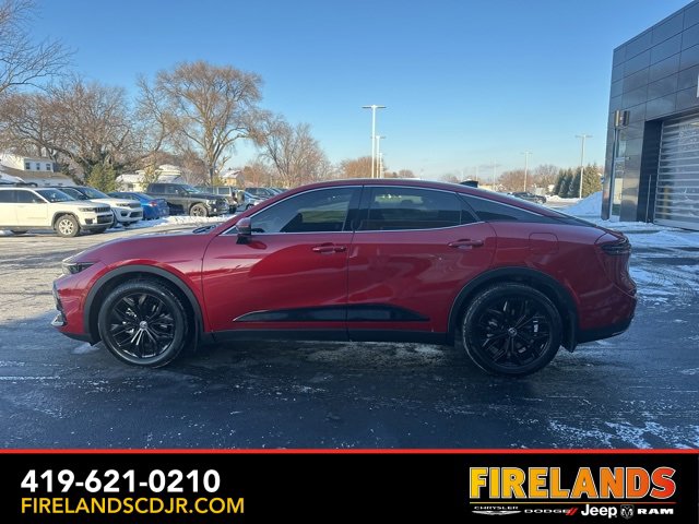 Used 2025 Toyota Crown XLE image 4