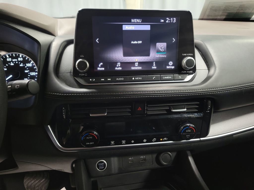 Used 2021 Nissan Rogue SV image 14