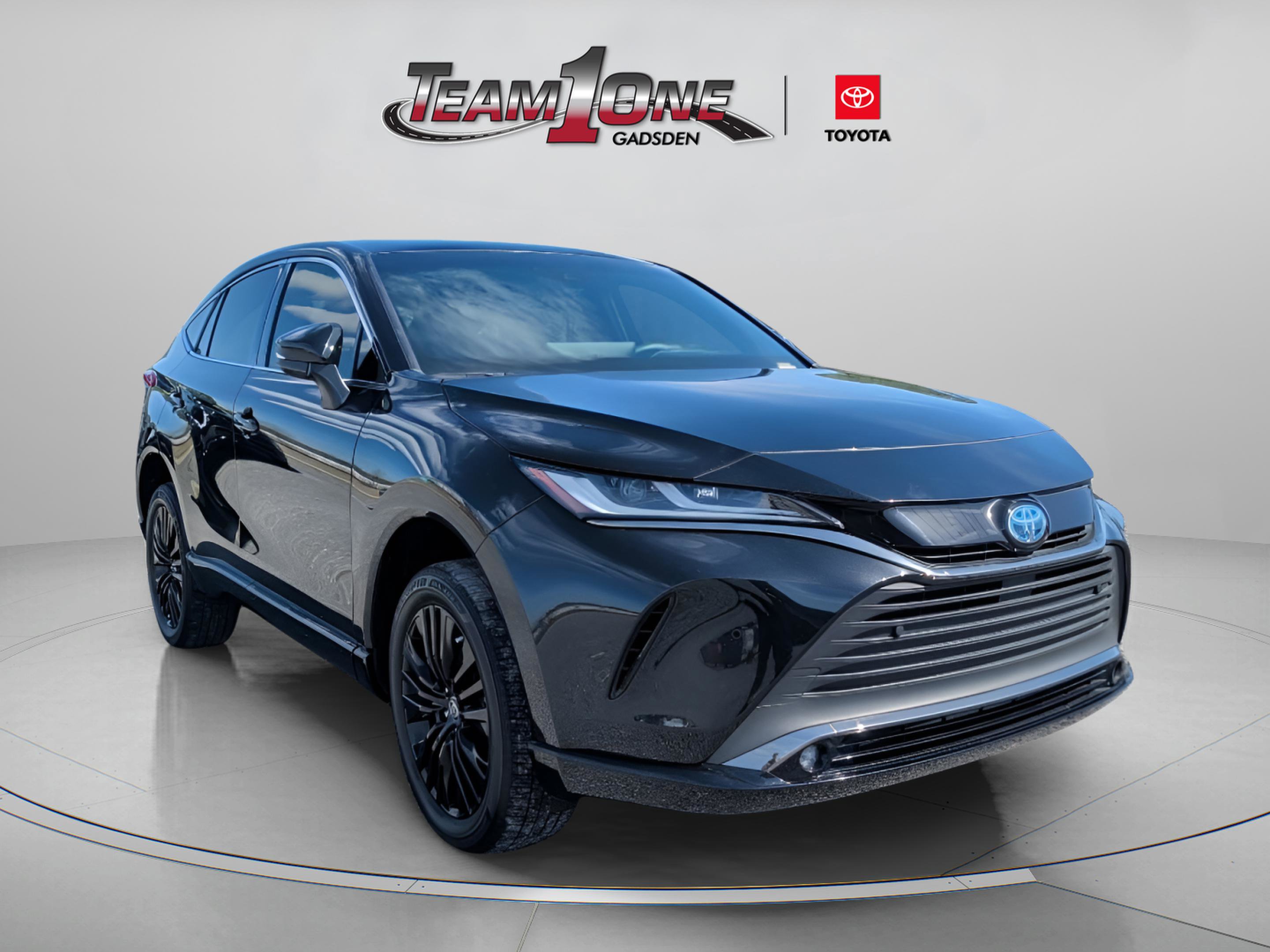 Used 2024 Toyota Venza Nightshade AWD/4WD image 1