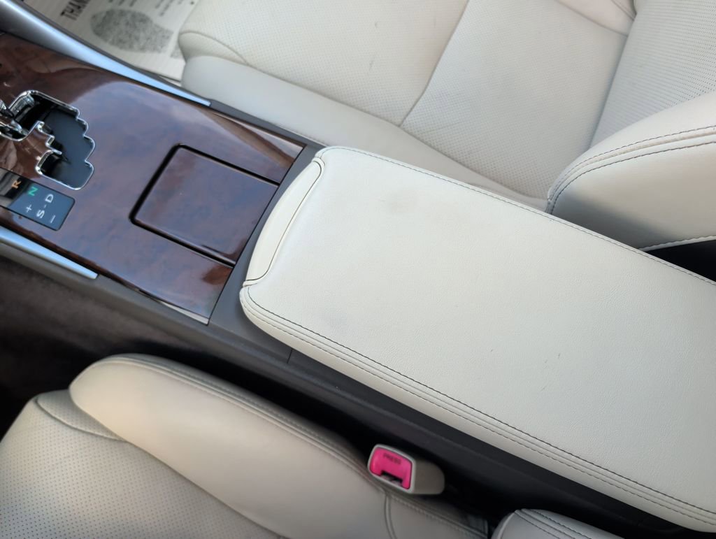 Used 2013 Lexus IS 250 AWD w/ Premium Pkg image 16