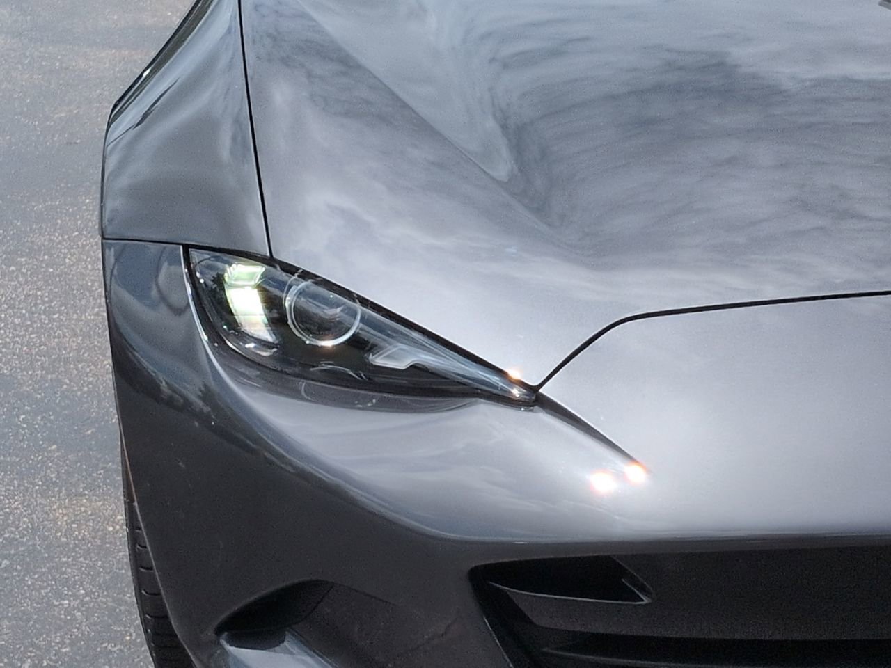 Used 2024 MAZDA MX-5 Miata RF Grand Touring w/ Weather Package RWD image 10