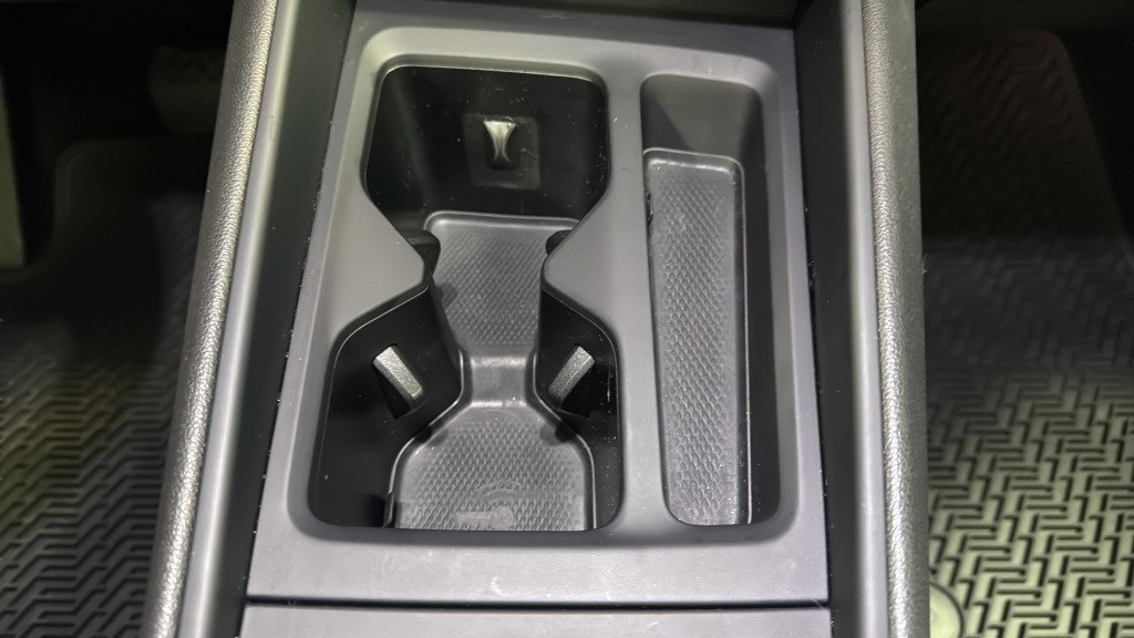 Certified 2025 Volkswagen Tiguan SE AWD/4WD image 35