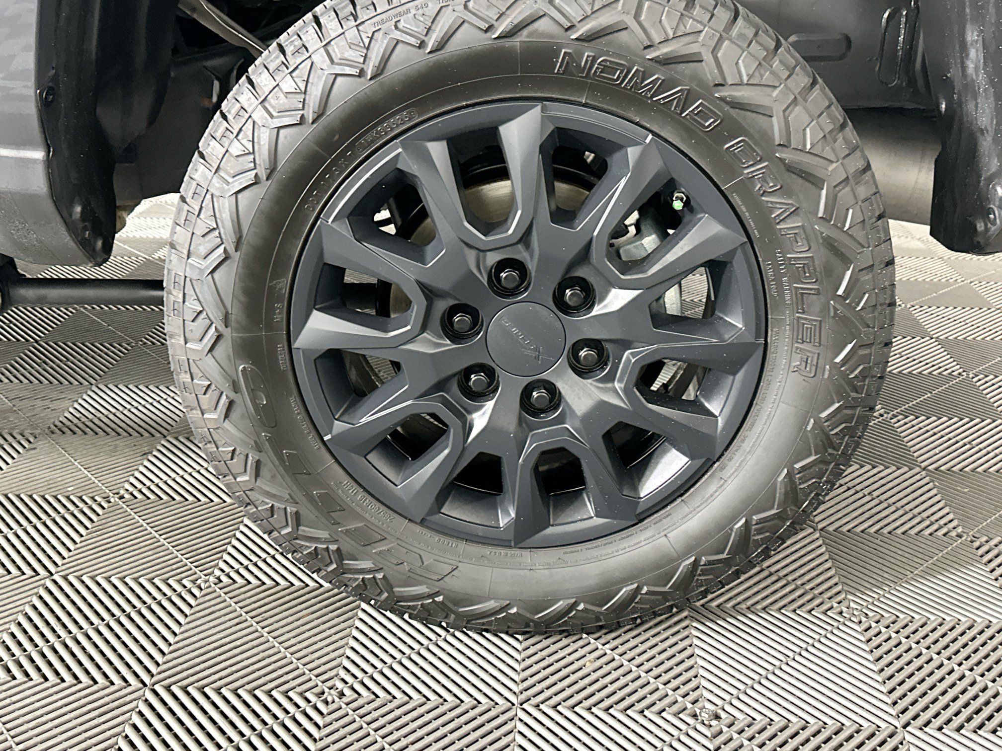Used 2026 Toyota Tacoma SR5 AWD/4WD image 11