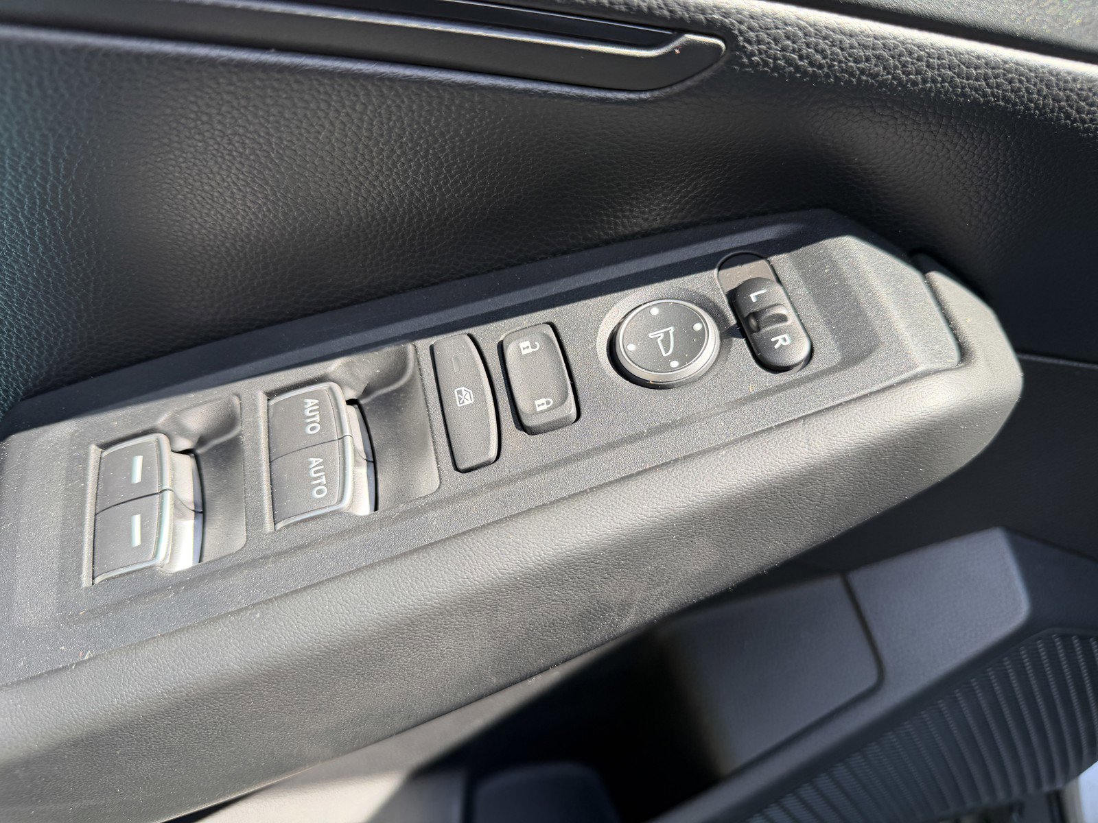 Used 2024 Honda Accord LX image 17