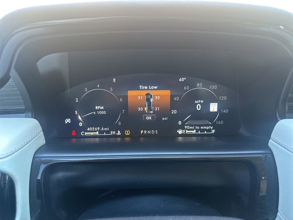 Used 2022 Lincoln Nautilus Black Label w/ Class II Trailer Tow Package image 23