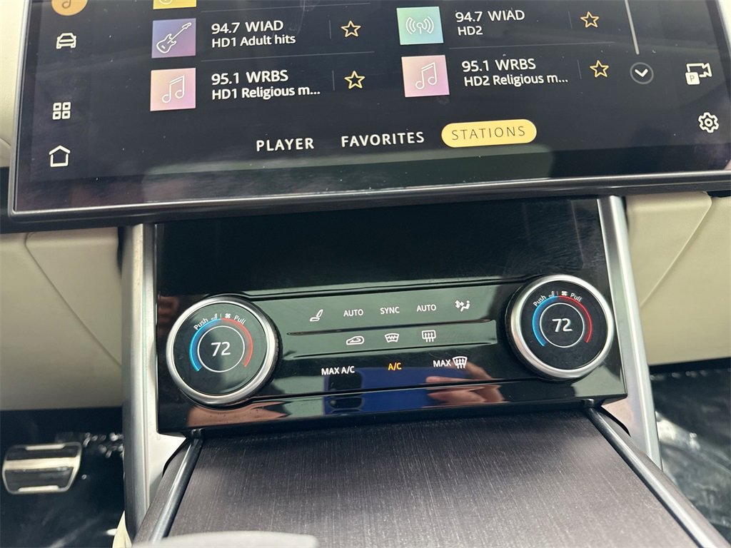 Used 2023 Land Rover Range Rover SE image 17