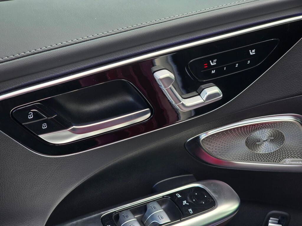 New 2026 Mercedes-Benz C 300 4MATIC Sedan image 34