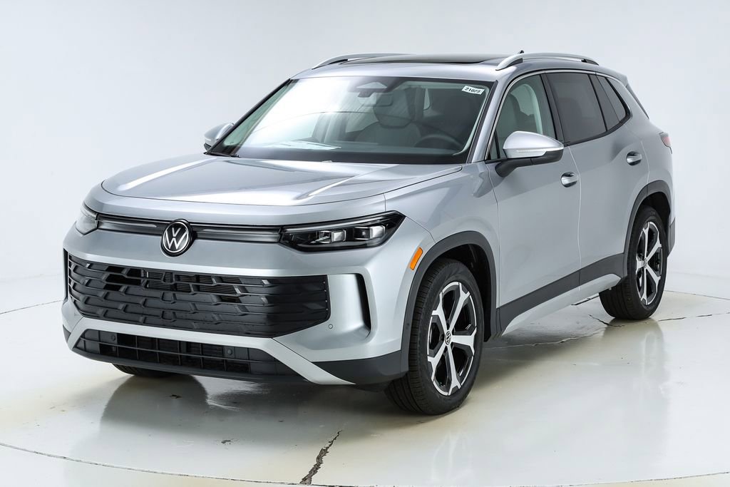 New 2026 Volkswagen Tiguan SE image 1